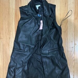 Sincerely Jules Black Sleeveless Vest